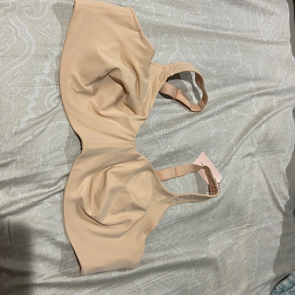Hips  Curves Body Bra Size 42c Brand New Never Worn